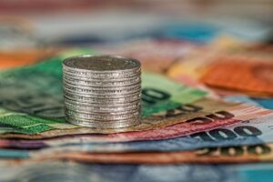 仮想通貨の利益計算を初歩から学ぶにはどうすればいい？