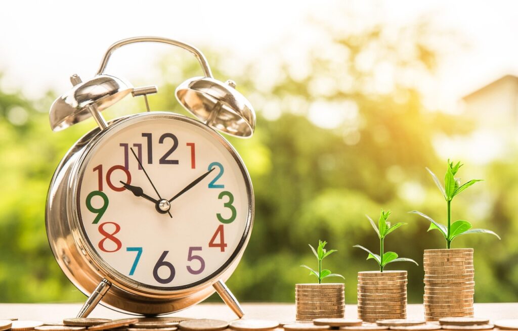 会社員が仮想通貨で利益が出たら何をするべきか？